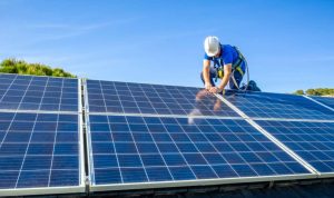 Installation et mise en production des panneaux solaires photovoltaïques à Lanvallay